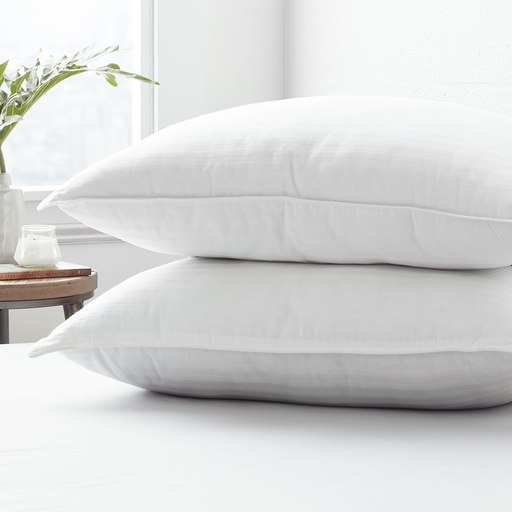 Ergonomic Memory Foam Bed Pillow 2-Pack Standard/Queen Size For All Sleep Styles - Back, Side and Stomach Sleepers - Orthopedic Shredded Foam Bed Pillow Set Detail