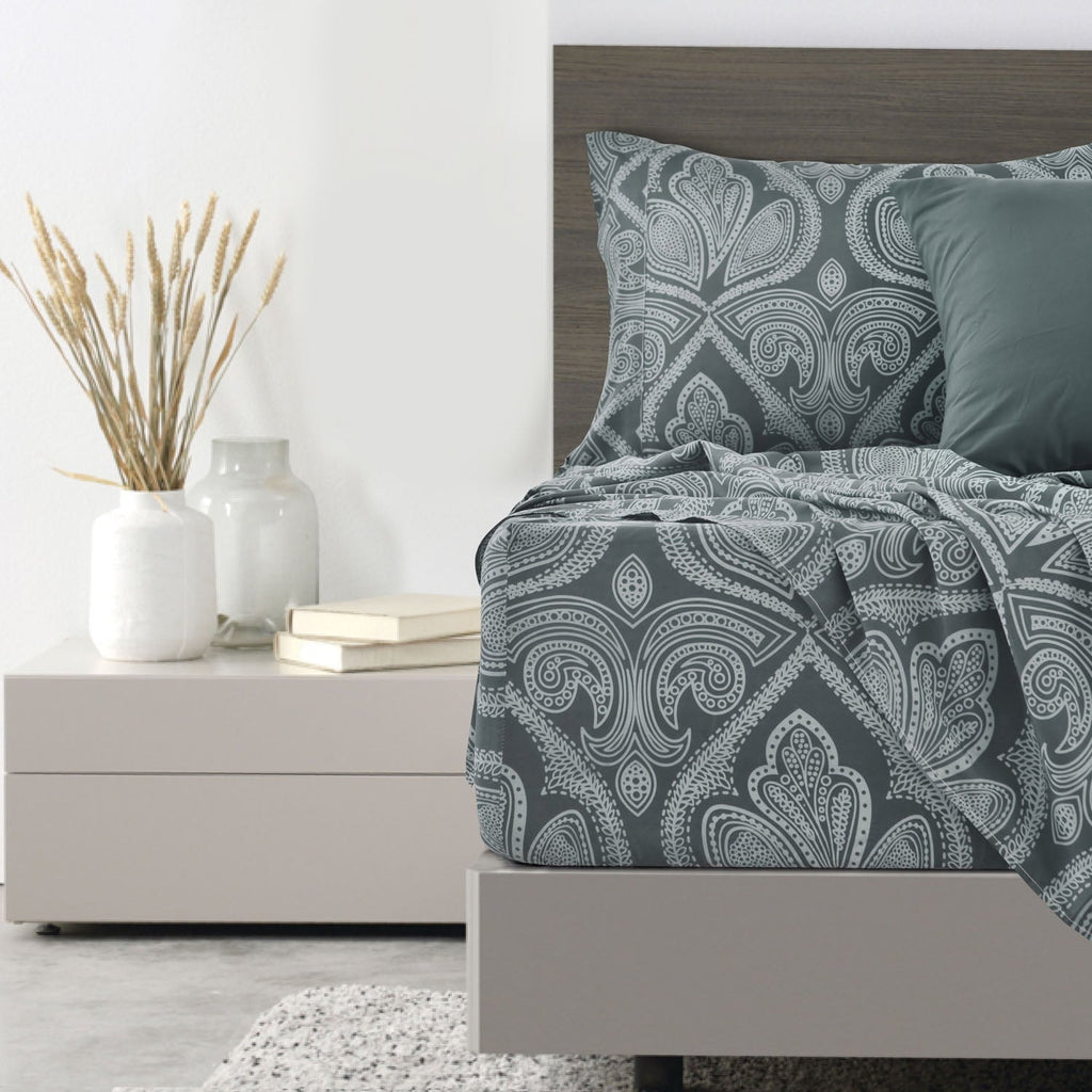 Breathable Luxury Queen Bed Sheets Set - 6 Piece Brushed Microfiber Bed Sheet - Shrinkage and Fade Resistant - (Queen, Grey) - Cooling Hotel Quality Bedding Sheets and Pillowcases Detail