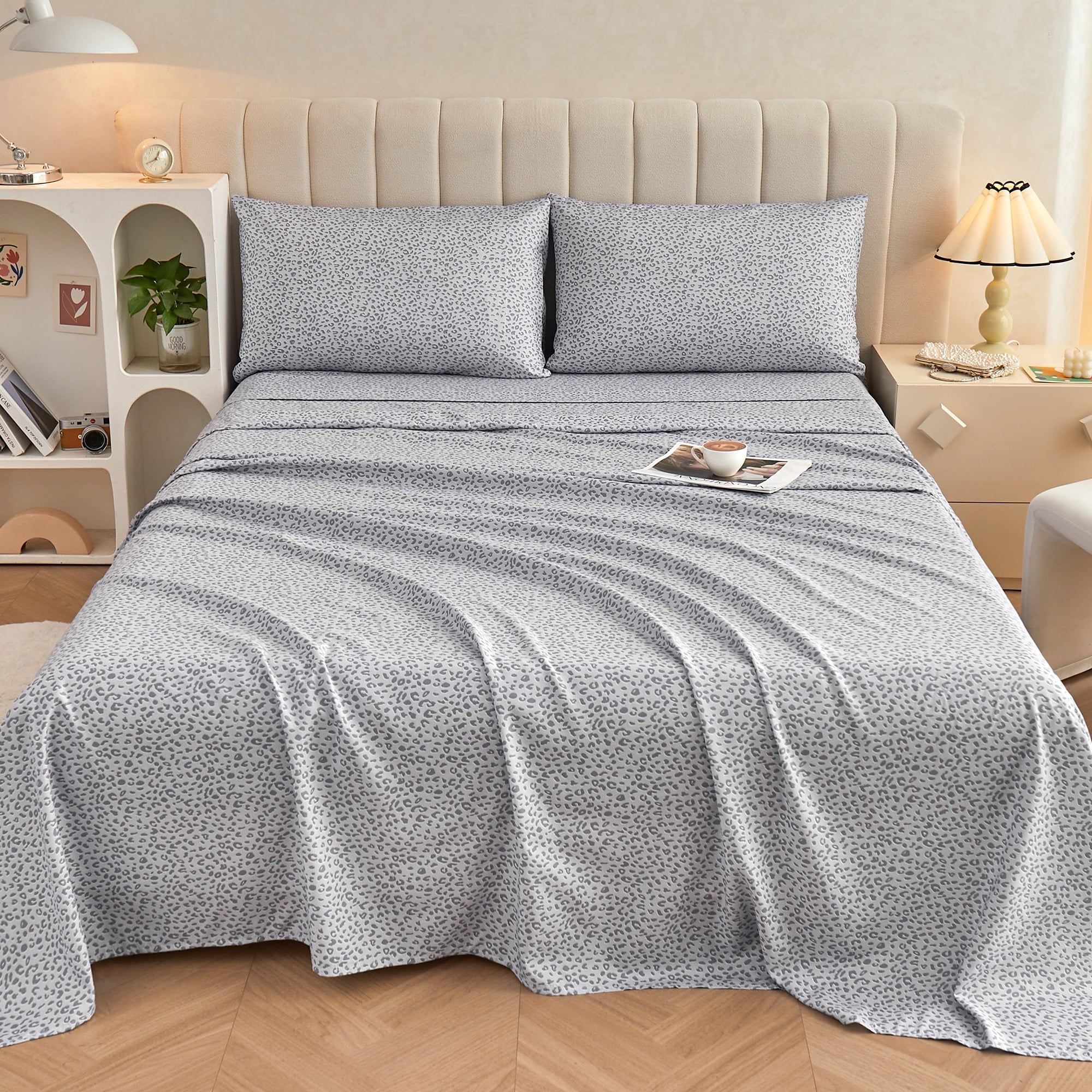 Cooling Sateen Floral King Sheets, Soft Breathable Microfiber Printed Bed Sheet Set, Deep Pocket Non-Slip Fitted Sheet Included - Cooling Hotel Quality Bedding Sheets and Pillowcases Detail