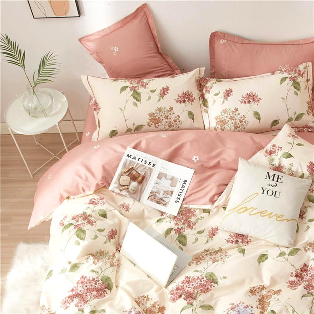 Hypoallergenic Cloud White with Pink Flowers King Comforter Sets, 3 Pieces Chic Garden Style Reversible Bedding Sets for Adults All Season - All-Season Down Alternative Comforter Insert Detail