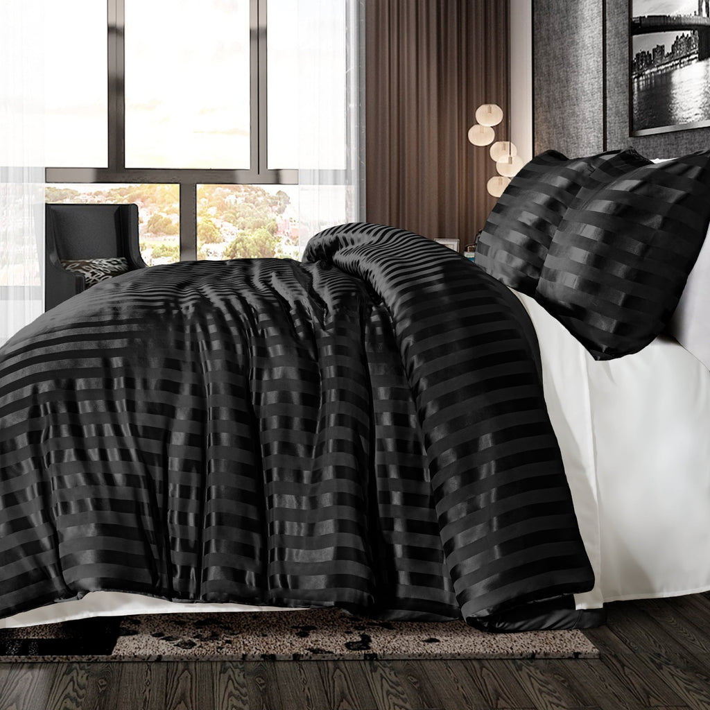 Heavyweight Warmth 3-Piece Reversible Silky Soft King Size Comforter Set, Luxury Stripe Satin Oversized Comforter Bedding Set with 2 Sat... - Luxurious Quilted Duvet Cover Set Detail