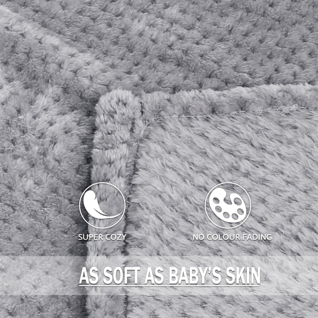 Super Soft Flannel Waffle Textured Extra Large Fleece Blanket, Super Soft and Warm Throw Blanket for Couch, Sofa and Bed (Light Grey, 50... - Super Soft Reversible Sherpa Flannel Blanket Detail