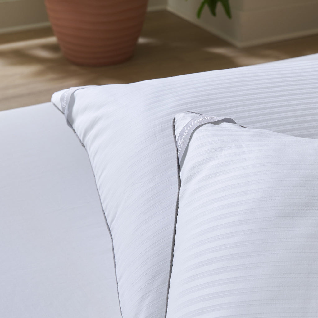 Hotel Collection Down Alternative Bed Pillow, Standard/Queen - Decorative Throw Pillow Cushion for Sofa & Bed Detail
