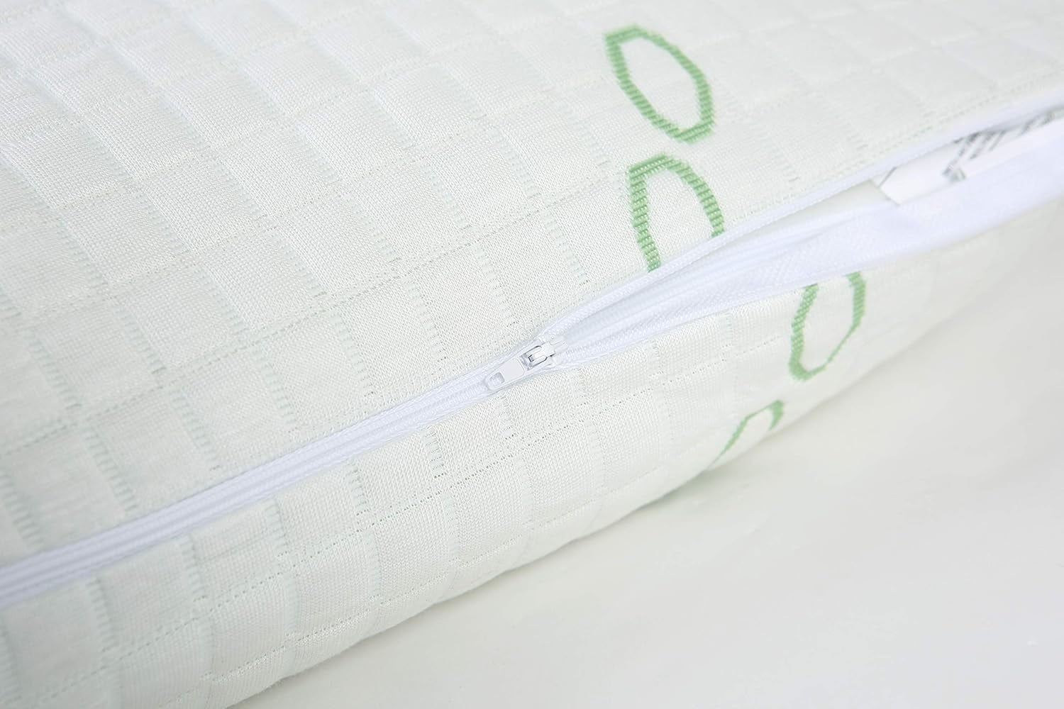Orthopedic Support Queen Size Bamboo Pillow, Memory Foam Bed Pillows with Washable Pillowcases, Queen - Hotel Quality Plush Sleeping Pillows Detail