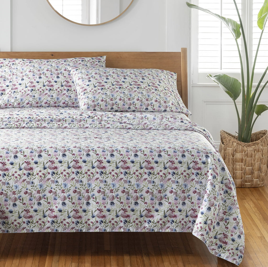 Cooling Sateen 4-Piece 300 Thread Count Bashful Blooms Cool Cotton Sateen Bed Sheet Set, Queen - Breathable Egyptian Cotton Flat & Fitted Sheets Detail