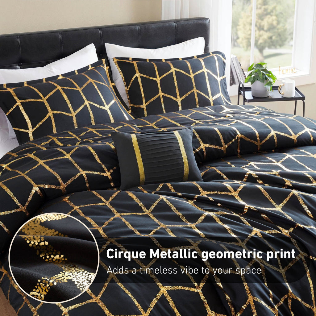 Fluffy Down Alternative Full/Queen Size Comforter Set, 4-Piece Bedding Set for All Seasons, Geometric Metallic Comforter Bed Set with Decor P... - Hypoallergenic Ultra-Fluffy Quilt for Winter Detail