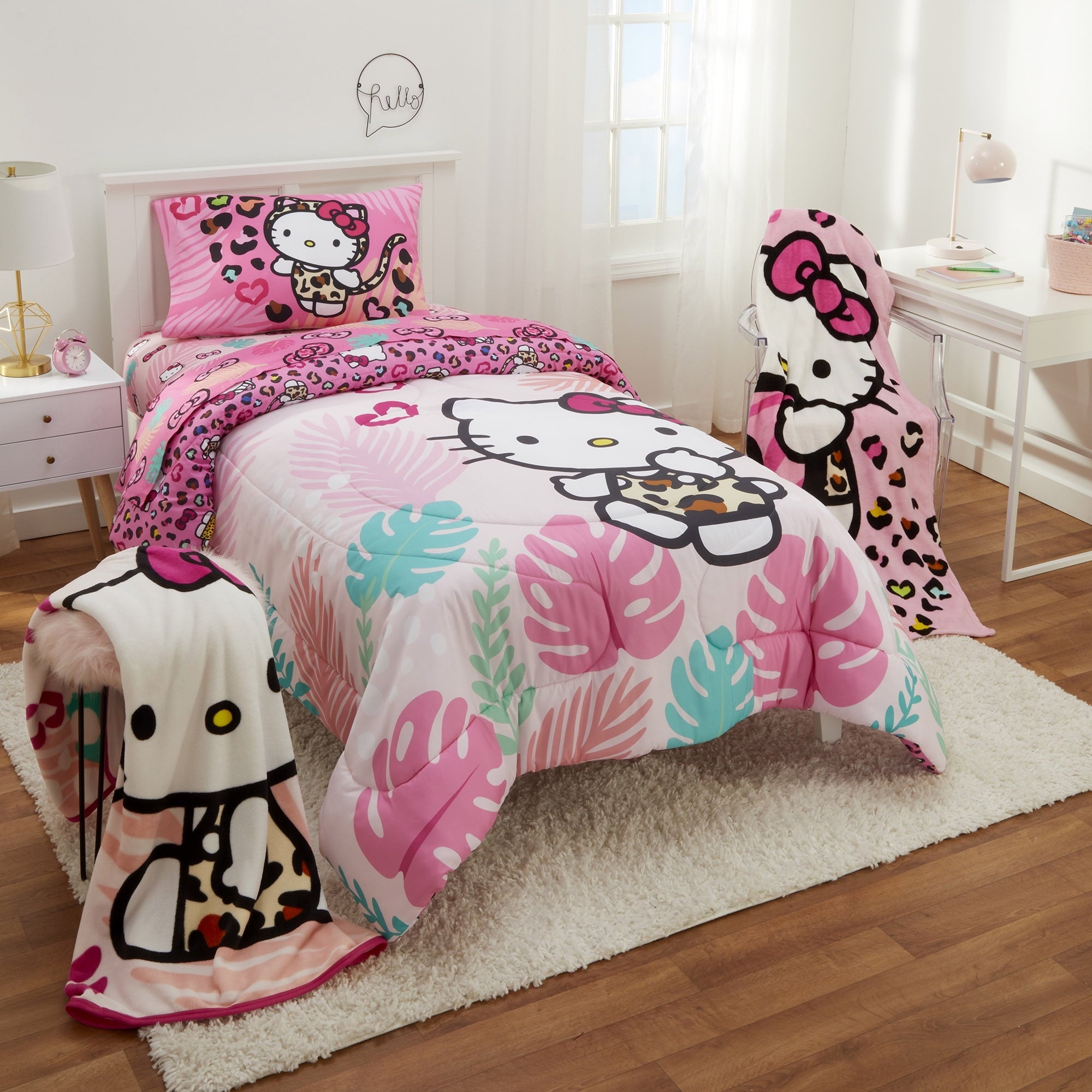 Decorative Knitted Kids Pink White Print Fleece Throw Blanket, 46 x 60 - Super Soft Reversible Sherpa Flannel Blanket Detail