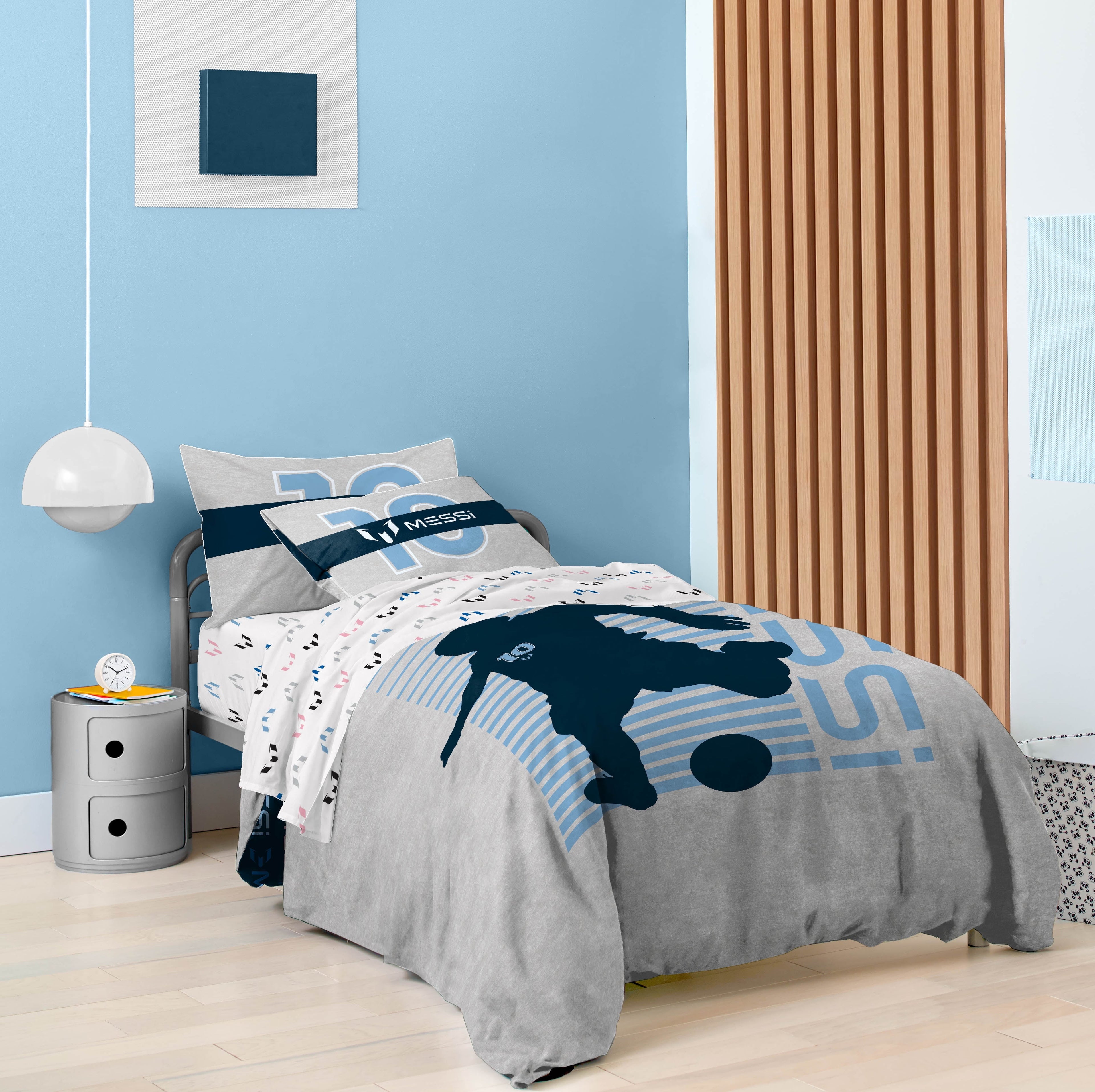 Hypoallergenic Cloud Kids 2 Piece Grey Reversible Comforter and Pillowcase Set, Twin/Full - Hypoallergenic Ultra-Fluffy Quilt for Winter Detail