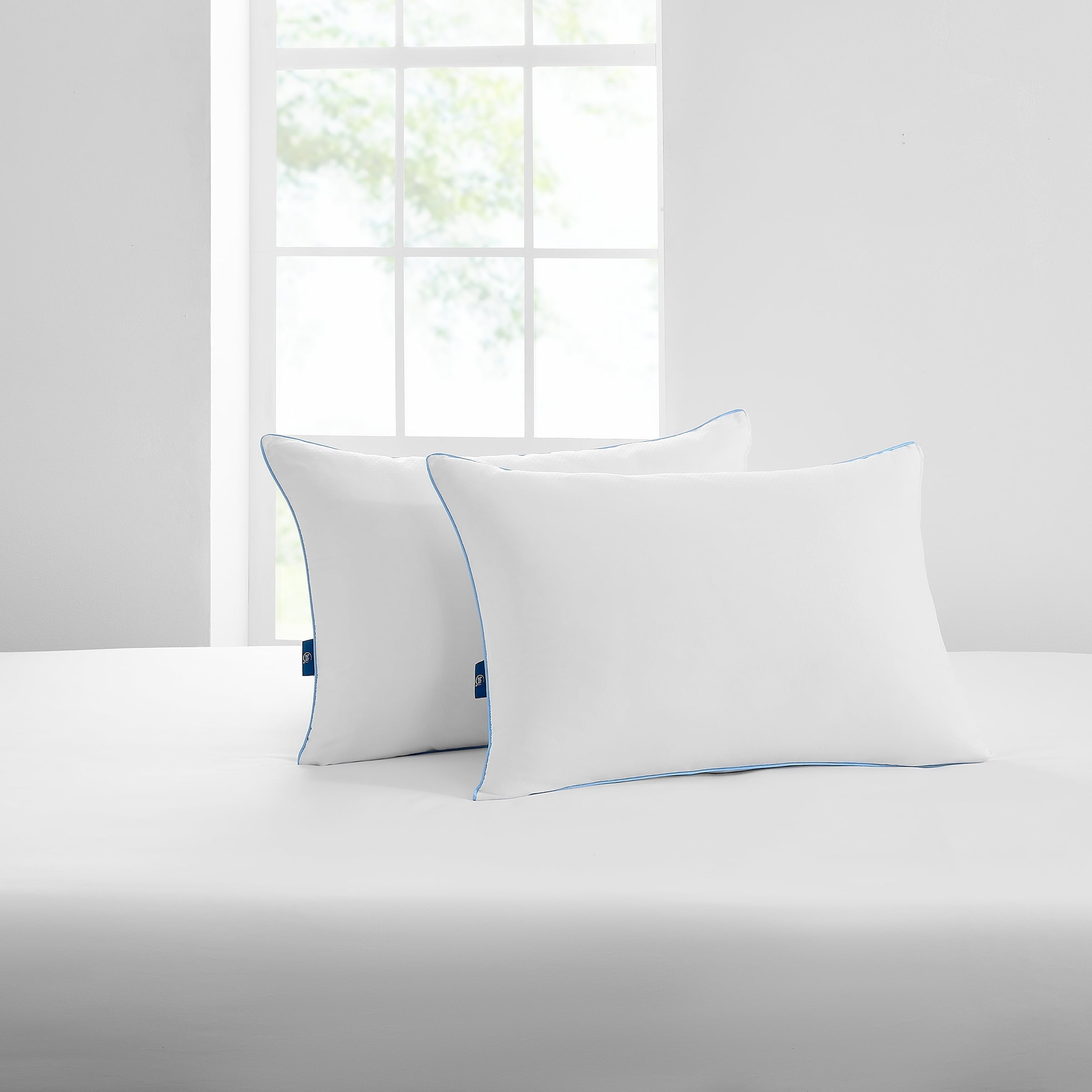 Hotel Collection Cool Nites Bed Pillow, Standard/Queen, 2 Pack - Hotel Quality Plush Sleeping Pillows Detail