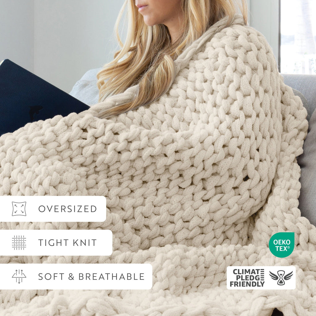 Cozy Fleece Soft & Cozy Chunky Hand-Knit Throw Blanket, Ivory - Cozy Fleece Throw Blanket for Couch & Bed Detail