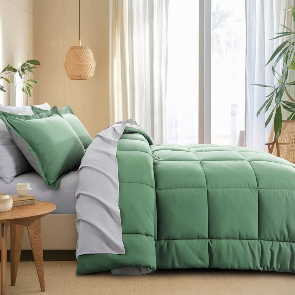 Fluffy Down Alternative Grass Green/Grey Queen Size Comforter Set,3-Pieces Reversible Comforter Set Soft and Lightweight,All Season Down Alte... - Cloud-Like Soft Lightweight Bed Comforter Detail