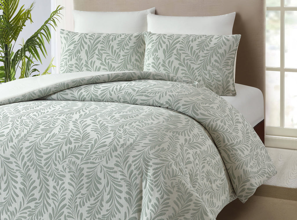 Fluffy Down Alternative Botanical 3-Piece Comforter Set, Green, Full Queen, All Ages - Cloud-Like Soft Lightweight Bed Comforter Detail