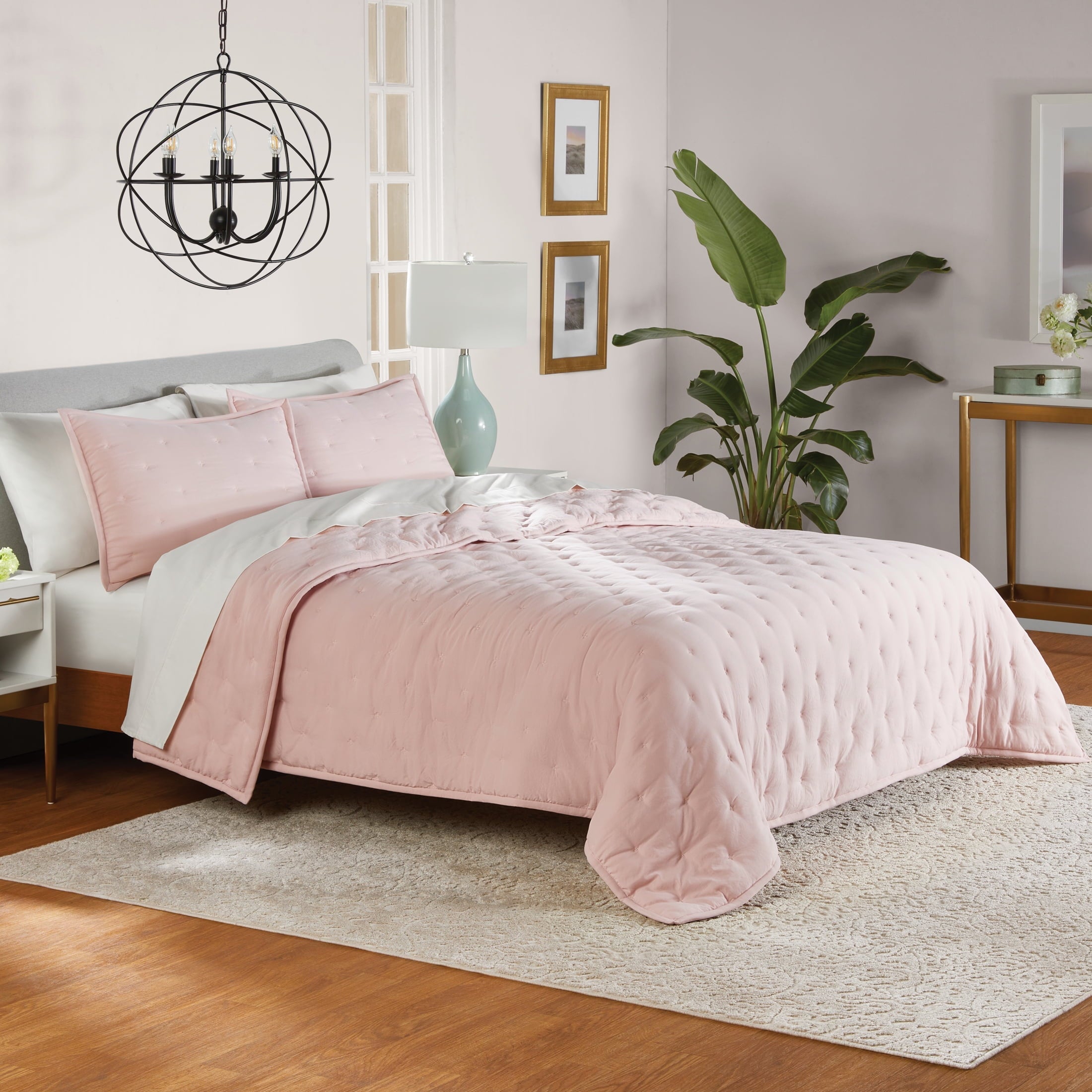 Heavyweight Warmth Full/Queen Comforter Set, Super Soft & Embroidered, 3-Piece, Pink - Cloud-Like Soft Lightweight Bed Comforter Detail