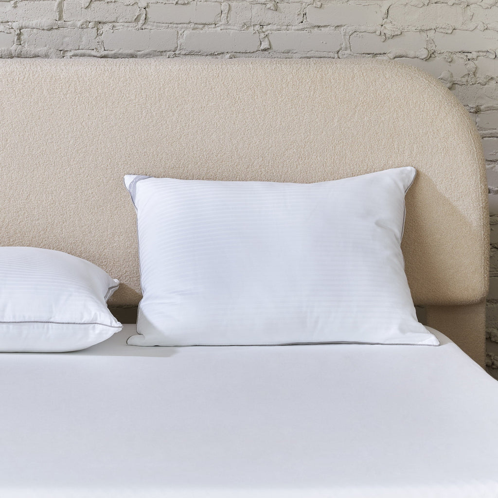 Hotel Collection Down Alternative Bed Pillow, Standard/Queen - Decorative Throw Pillow Cushion for Sofa & Bed Detail